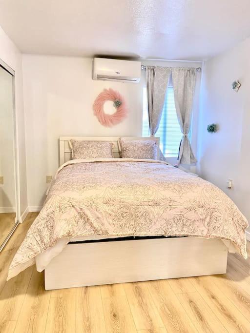 Pink Cozy House 2 Bedrooms روسيميد المظهر الخارجي الصورة