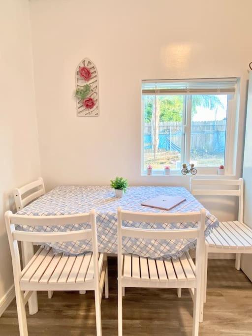 Pink Cozy House 2 Bedrooms روسيميد المظهر الخارجي الصورة
