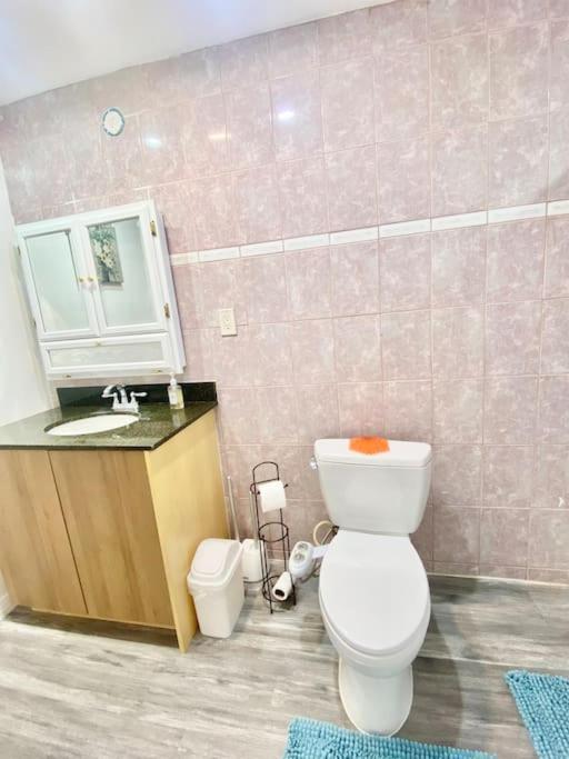 Pink Cozy House 2 Bedrooms روسيميد المظهر الخارجي الصورة