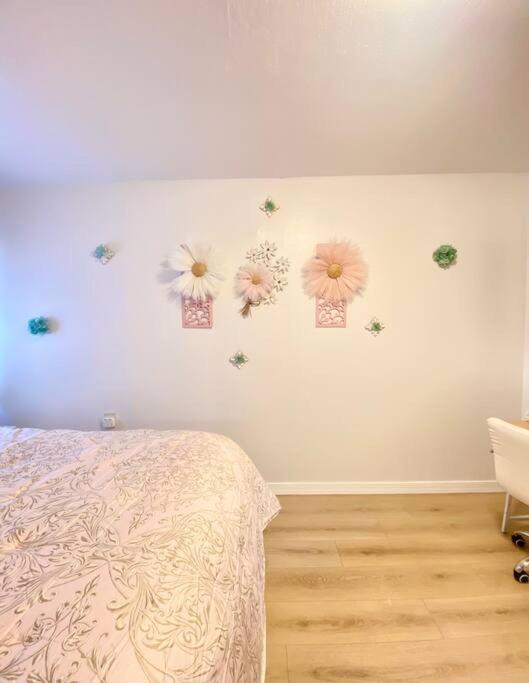 Pink Cozy House 2 Bedrooms روسيميد المظهر الخارجي الصورة
